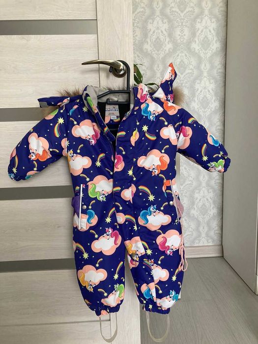 Продам детский комбинезон зимний