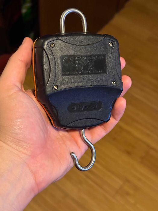 Cantar pescuit + Geanta senzori FOX