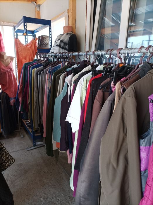 Haine second-hand de vînzare