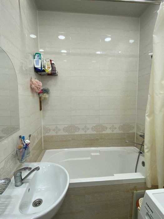 Продаю квартиру (Лисунова)