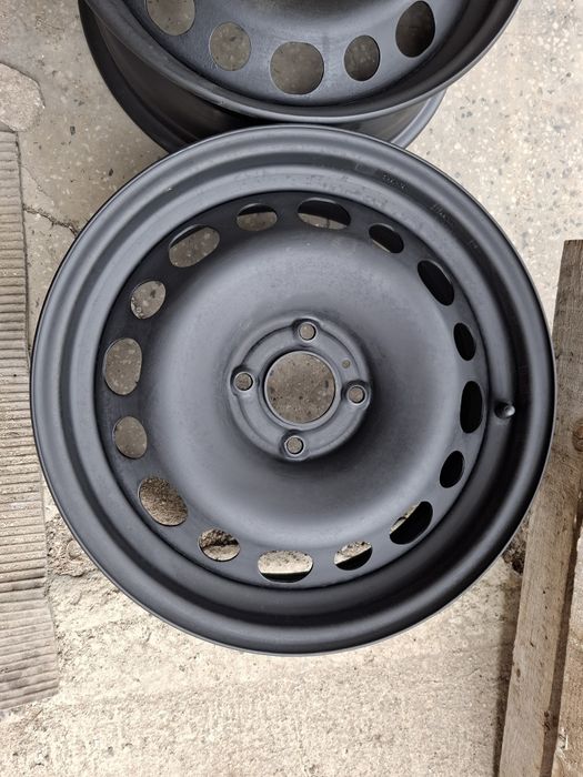 Продавам 2 бр железни джанти за Пежо 4x108 16 цола 6 J*ЕТ 23*ц.о 65,1