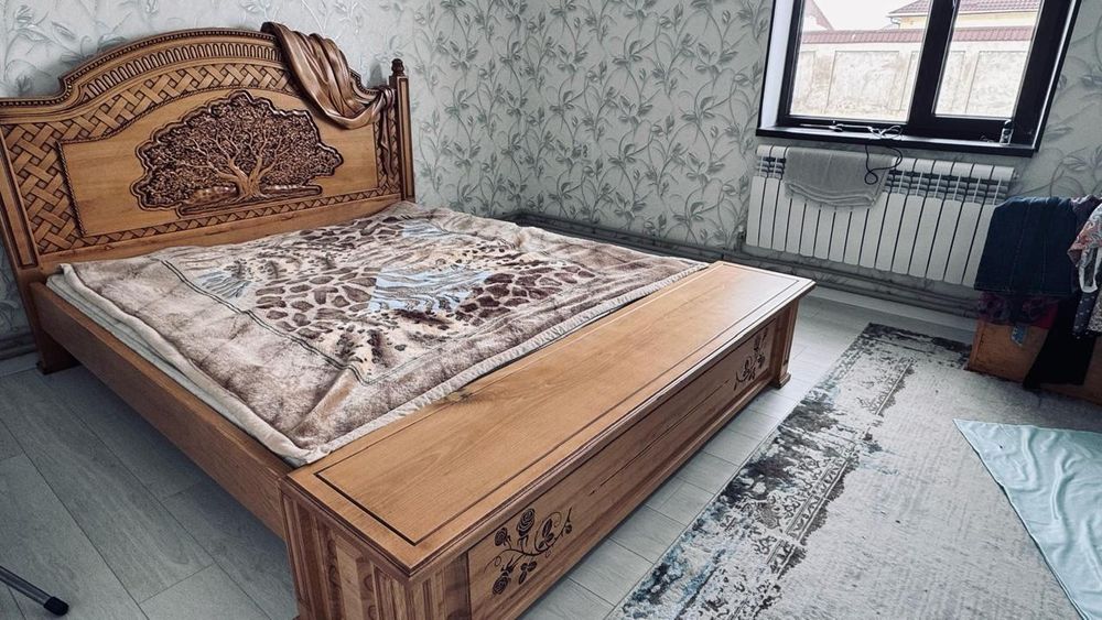 Ассаламалейкум  қазақ елі  таза бук ағаштанжасалған  кровать сатылады