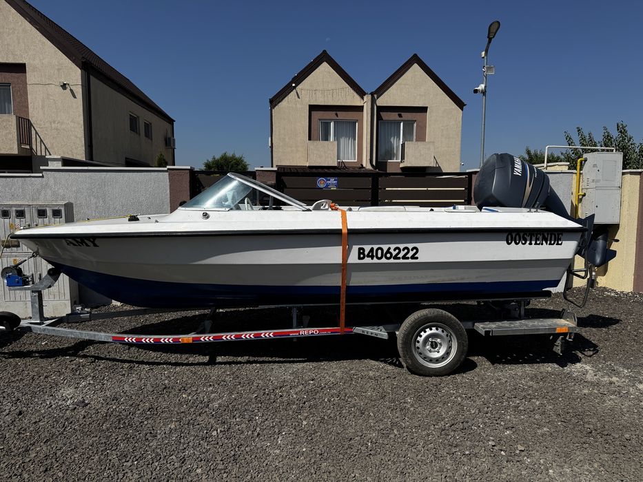 Ambarcatiune barca Ilver 5 metrii Yamaha 100 cai injectie 2011