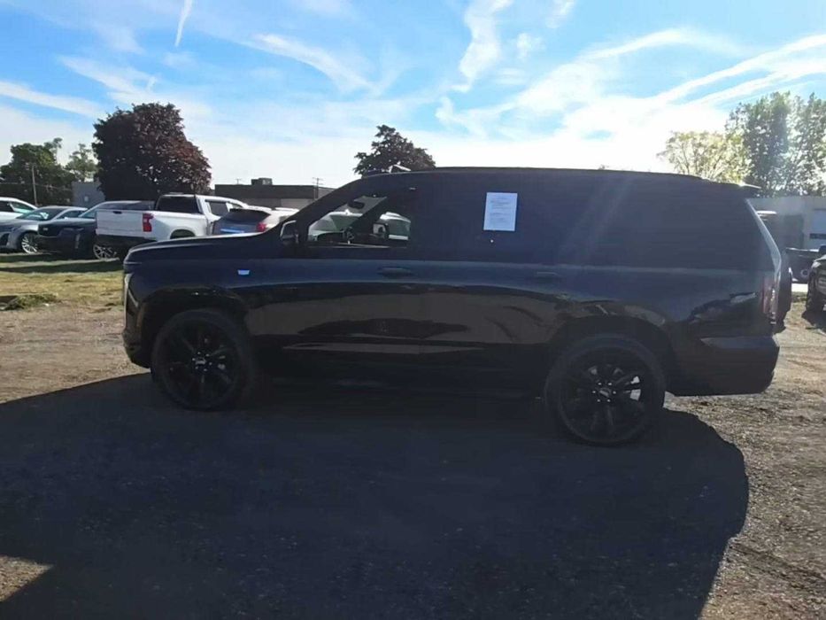 2025 Cadillac Escalade Sport