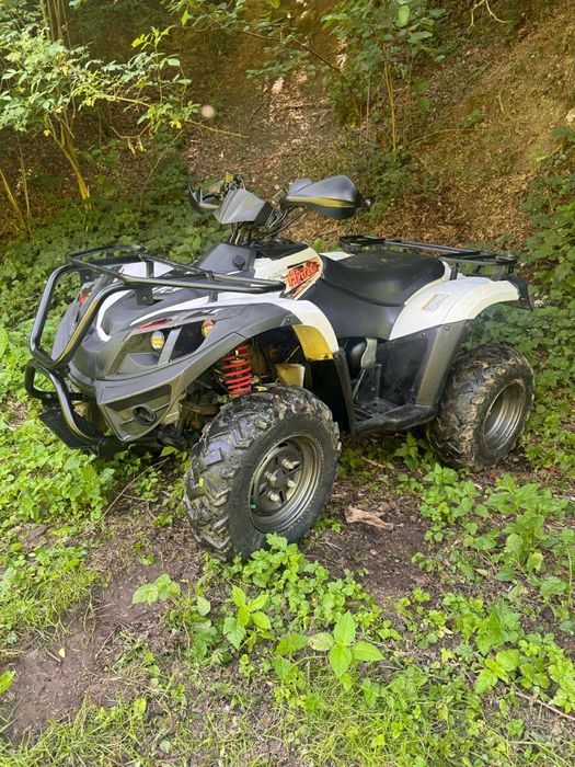 Vând ATV Linhai 400