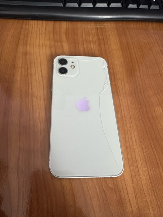 Vand Iphone 12 64gb