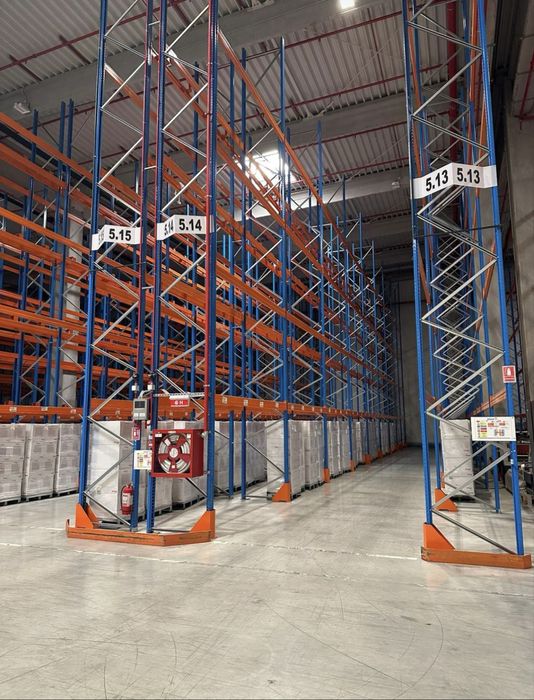 Rafturi metalice industriale