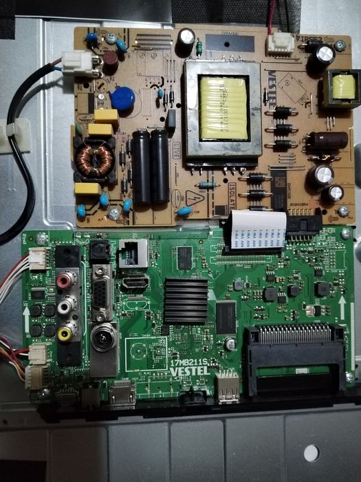 Plăci Vestel 32 cu 17ips62