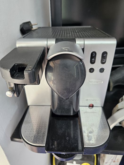 Expresor cafea DeLonghi Amanet Canta