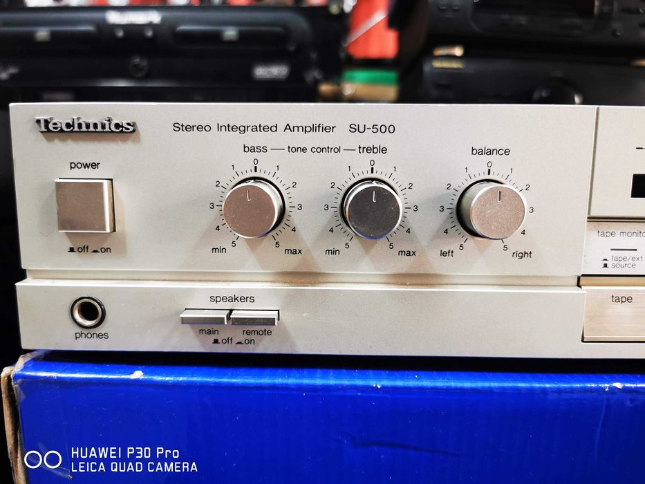 Продавам Усилвател Technics SU-500