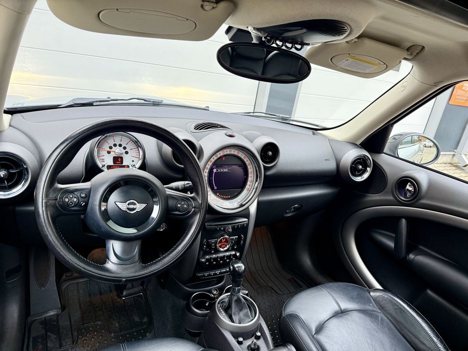 Mini Cooper Countryman 2.0 D / ALL4 4x4 / Automat / Panoramic