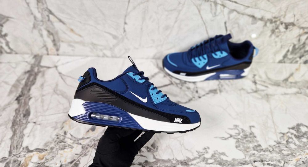 Мъжки маратонки 60лв
Размери: 40,41,42,43,44,45
Код: А-59