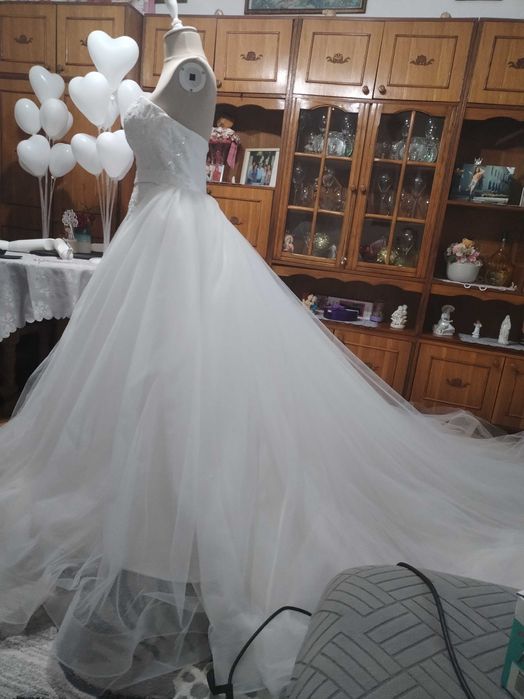Vând rochie de mireasă 2 în 1