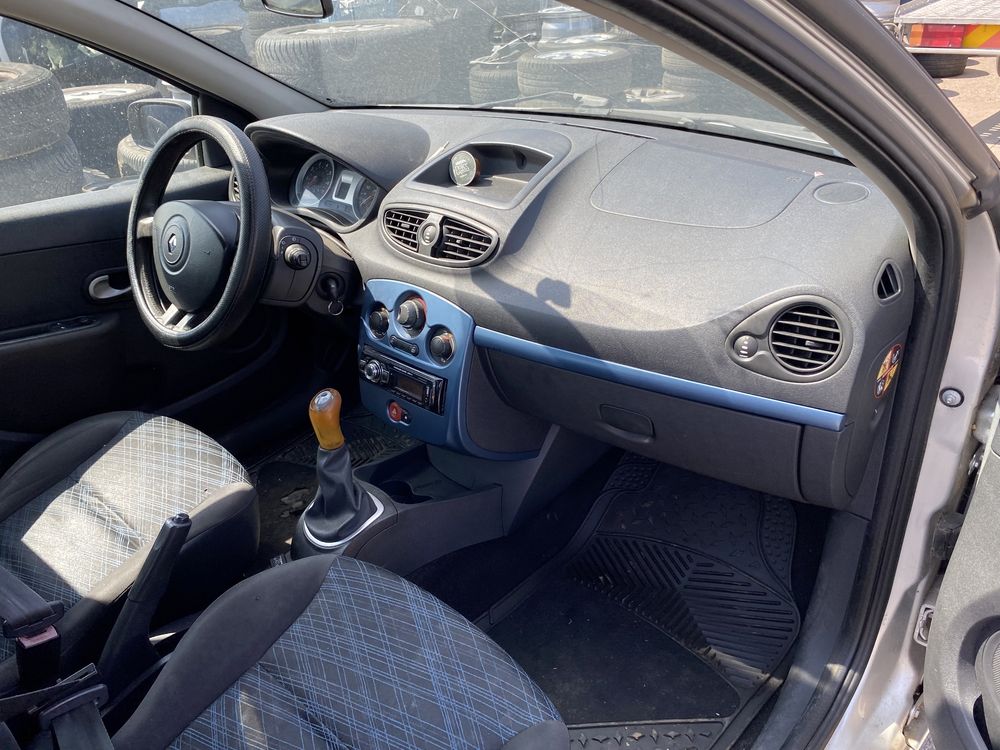 Renault Clio 1.2 2009 НА ЧАСТИ