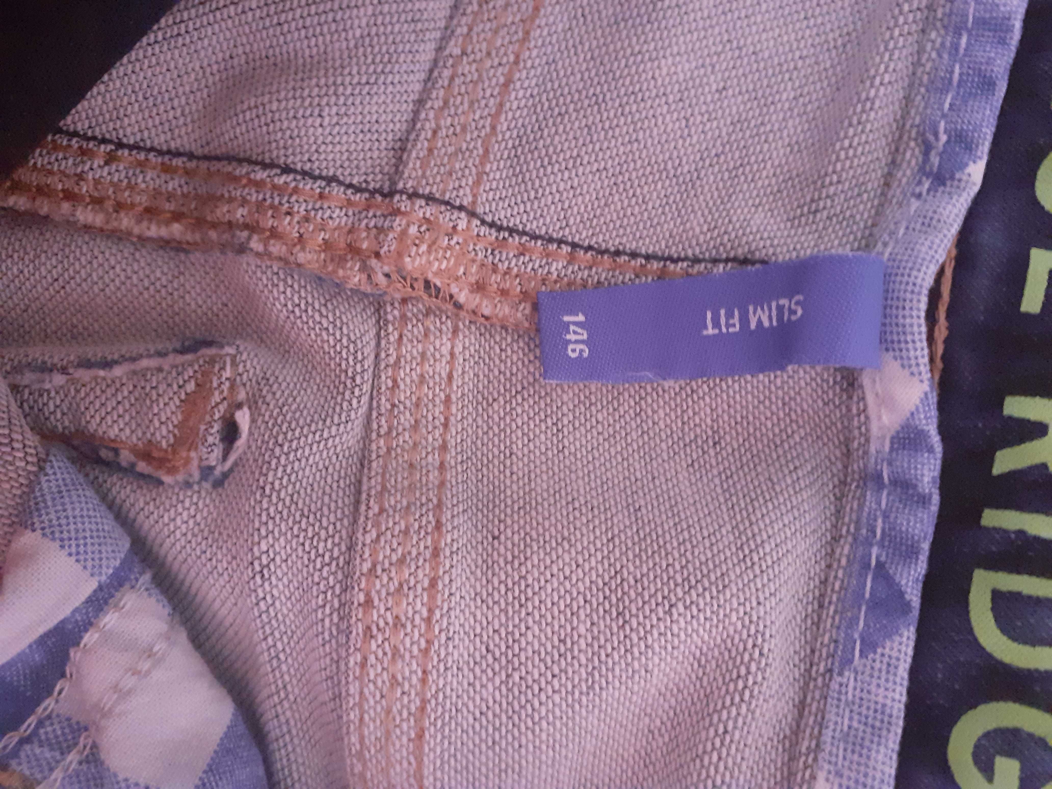 Pantaloni scurti baieti 140 si 146 slim