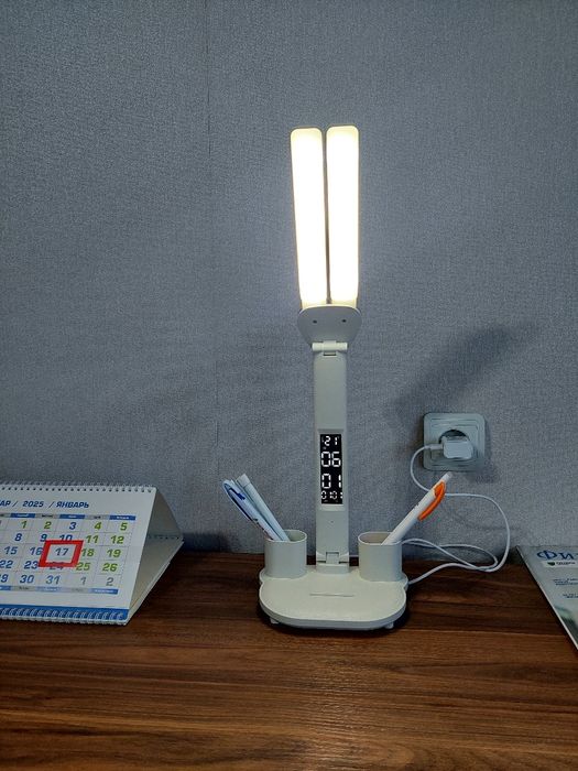 Продаю светильник.