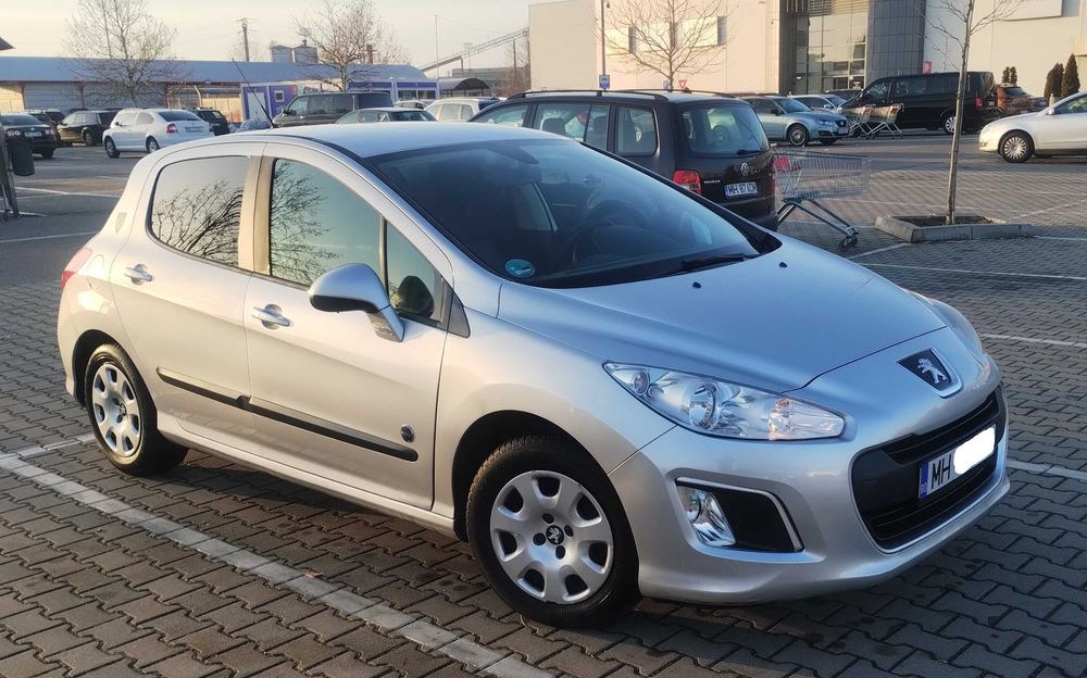 Peugeot 308 *An 2012 EURO 5 -1.6 benzina -120 CP -Clima *CARTE SERVICE