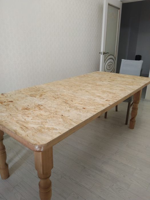 Продам Кухонный стол