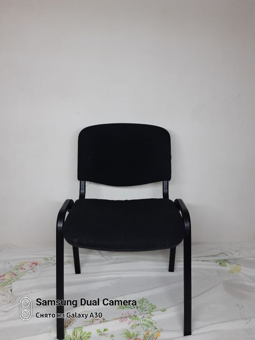 Продам стулья для офиса.