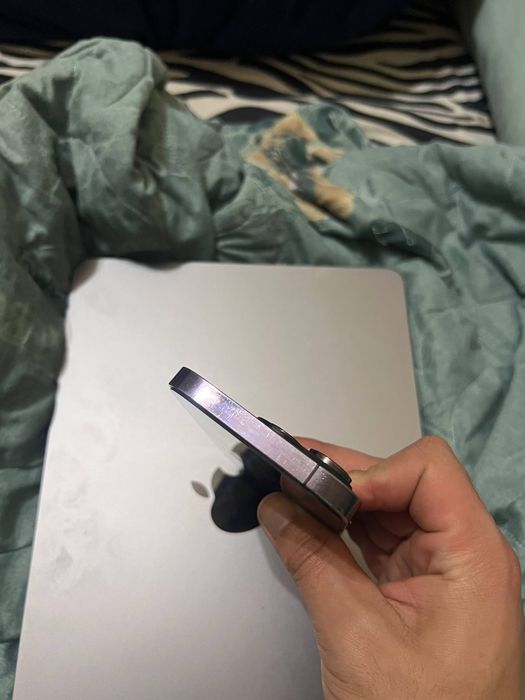 IPhone 14 Pro purple