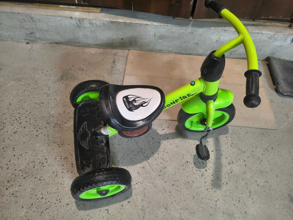 Детско колело с 3 гуми "Bonfire" - Идеално за първи стъпки!