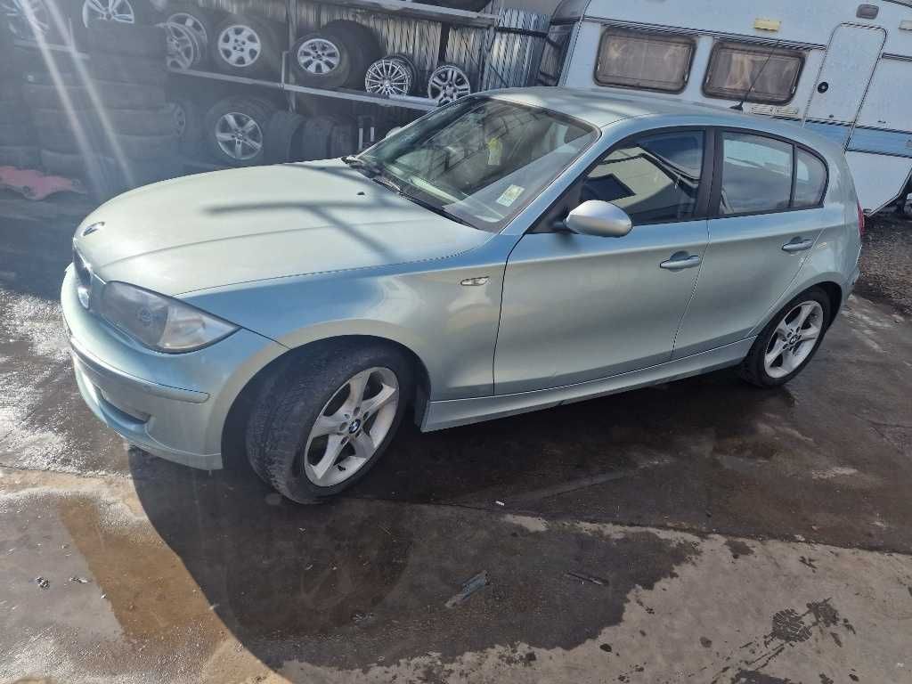 Dezmembrez BMW 116i seria 1 E81 cod motor N45B16A an 2007