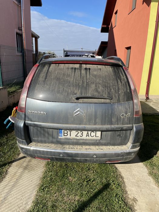 Vând citroen c4 piccaso 1.6 HDI