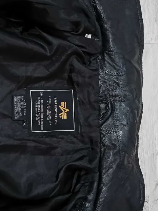 Jachetă de tip bomber din piele naturală Alpha Industries, mărimea XL