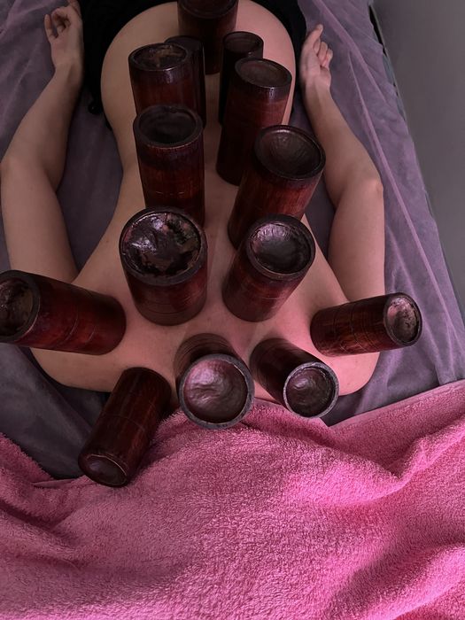 ПРОФЕССИОНАЛЬНЫЙ МАССАЖИСТ.           Лечебный массаж