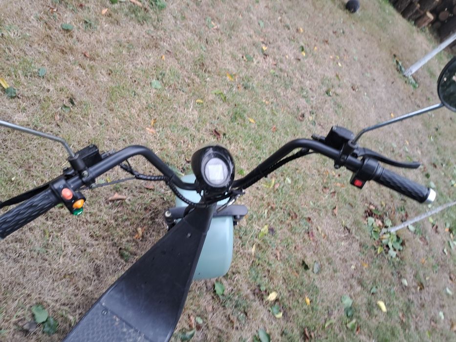 Vând moped city coco electric
