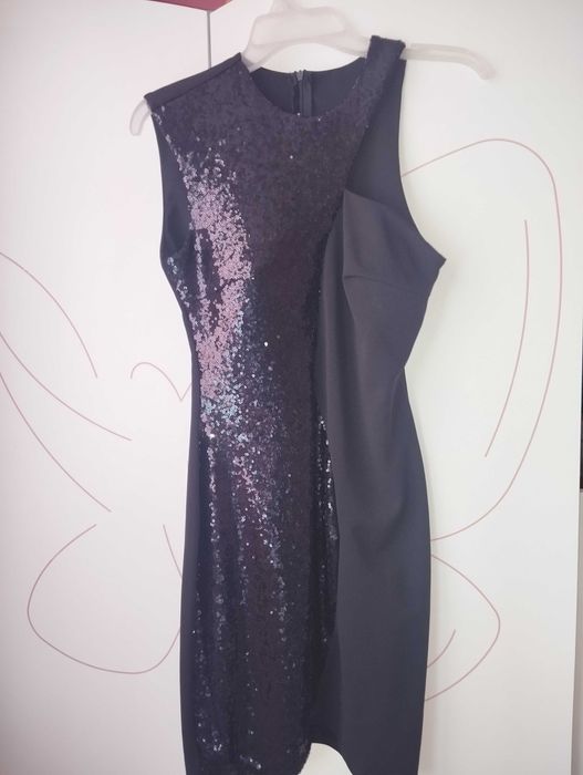 Дамска черна рокля с пайети