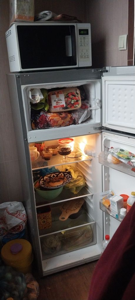 Холодильник, жағдайы жақсы алсаңыз өкінбейсіз