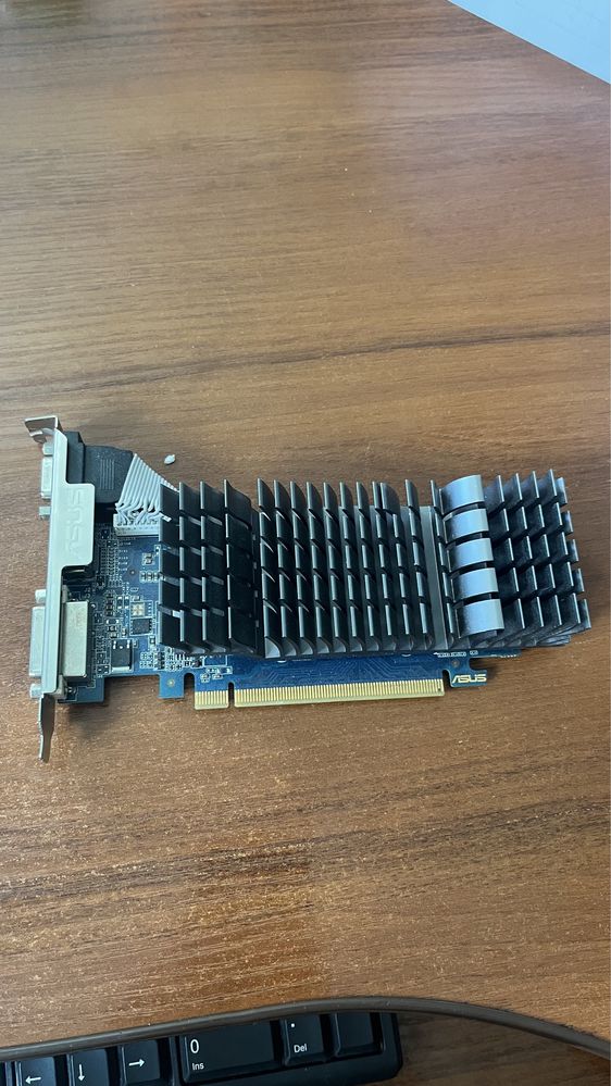 Продам видеокарту asus gt610