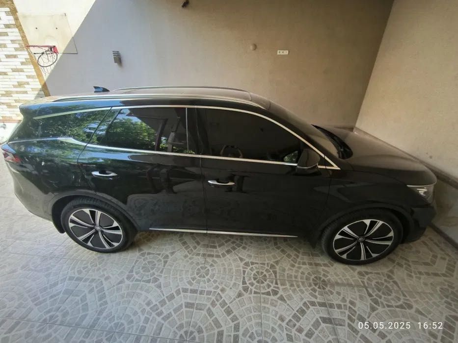 BYD tang 2022 yil Rangi qora