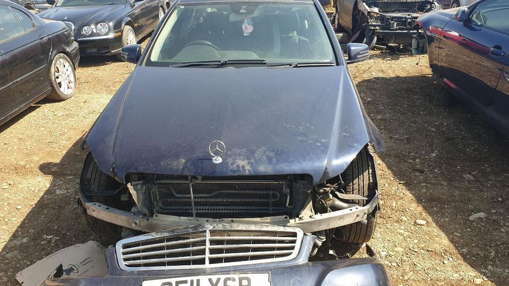 Dezmembrez dezmembrari Mercedes C220 W204 facelift EURO 5 motor DEFECT