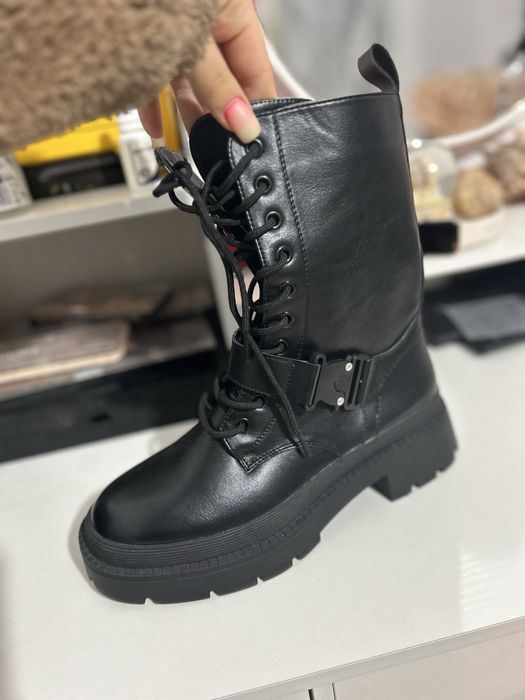 Ghete noi noute combat Seastar – mărimea 38