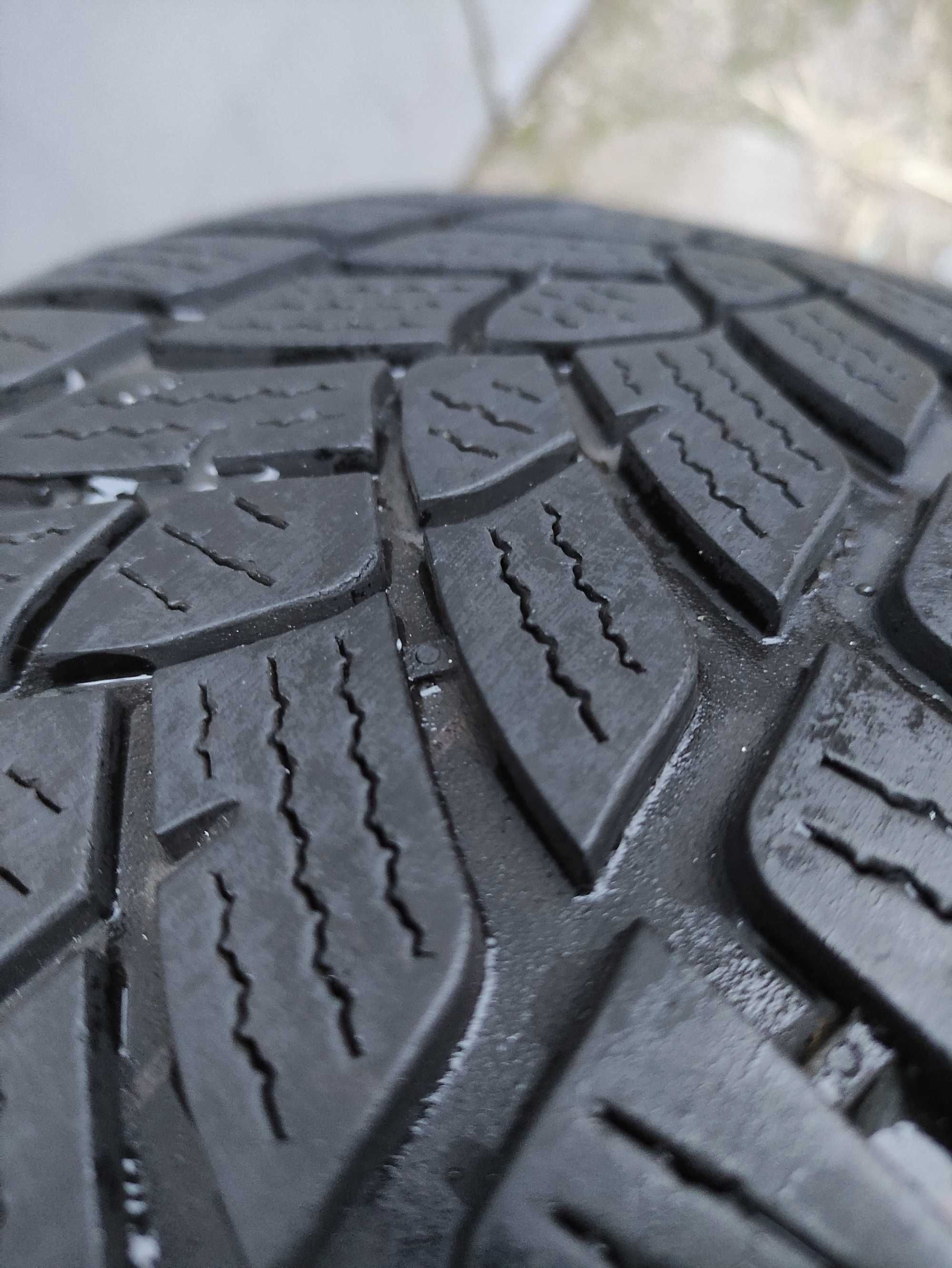 Зимни гуми 205/55 R16