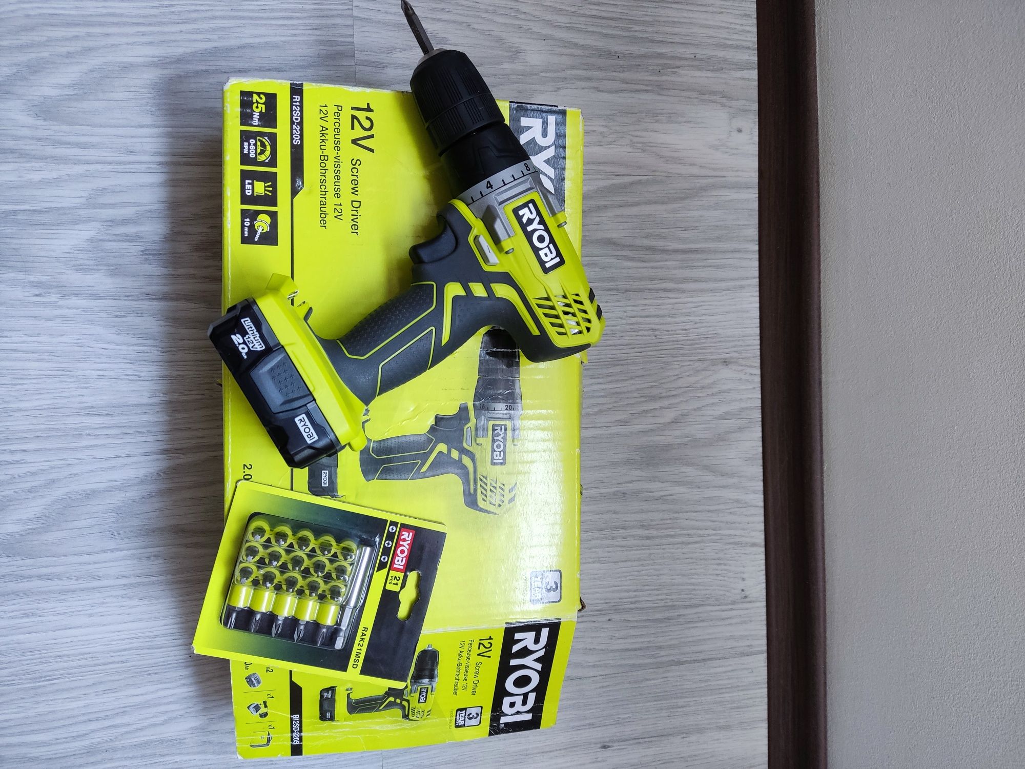 RYOBI 12 V 2.0Ah