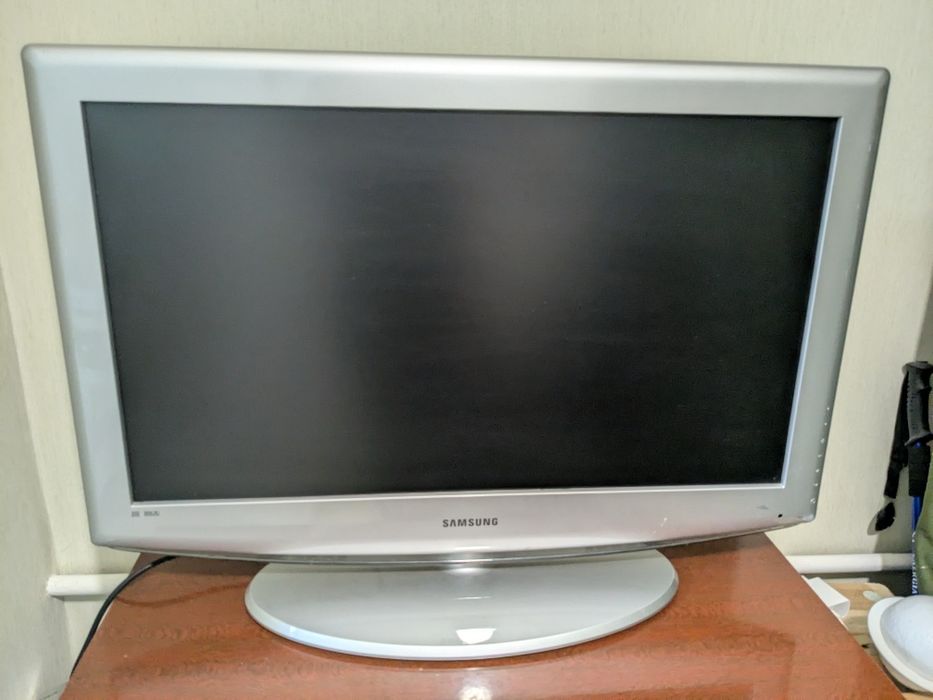 Телевизор Samsung диагональ - 80