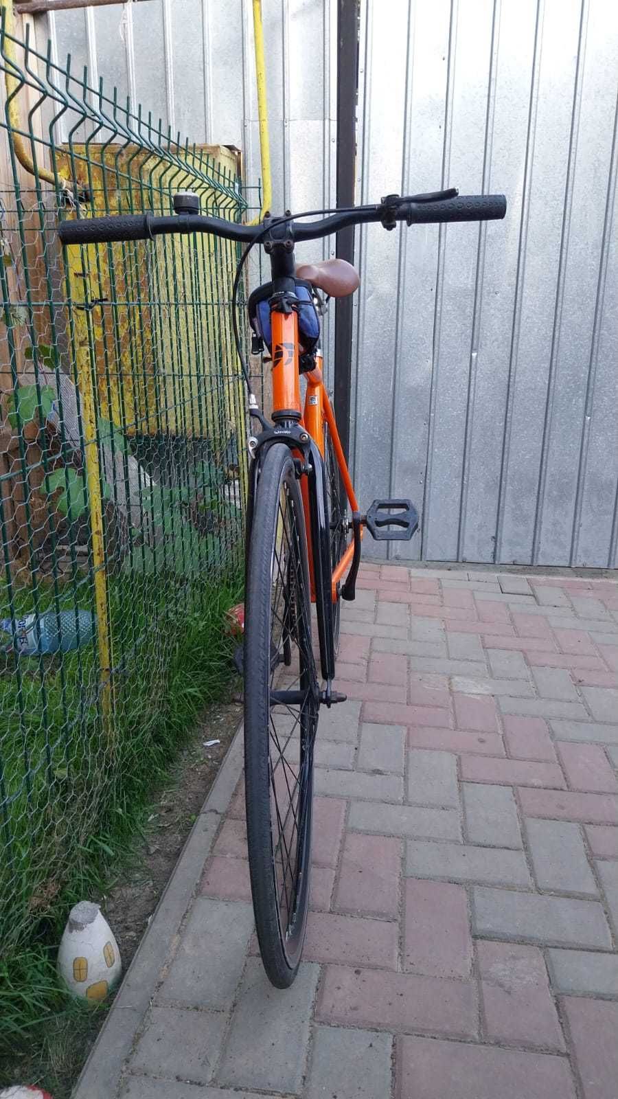 Bicicleta cursiera pret mic urgent