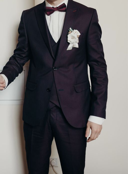 Мужской костюм тройка