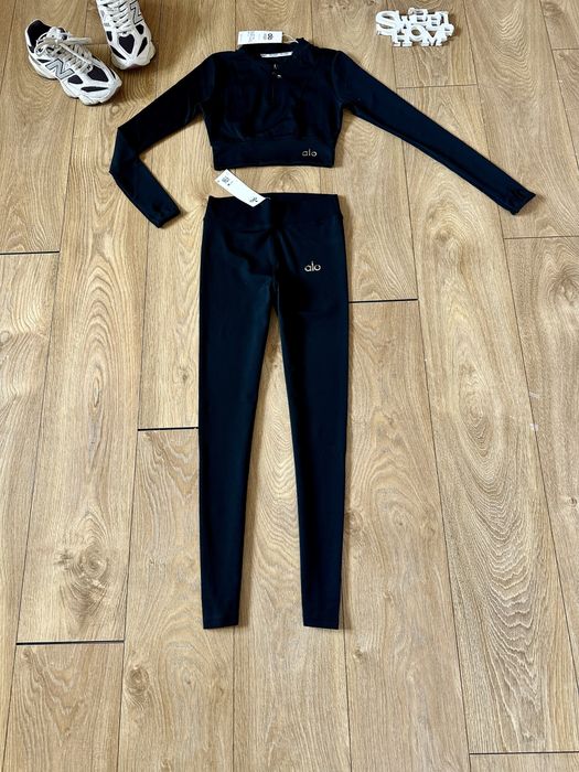 Разкошен сет за спорт от 2 части стегната материя