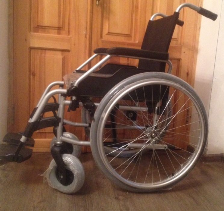 Инвалидная кресло-коляска №1 в мире пр-во Германия"Meyra"