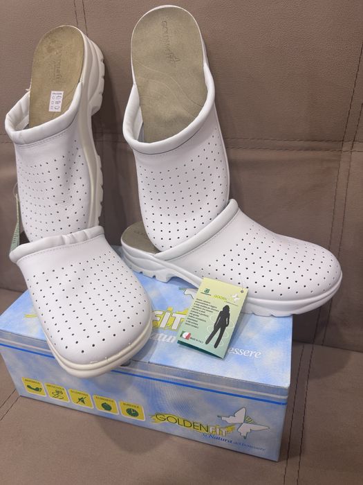 Медицински работни чехли от естествена кожа