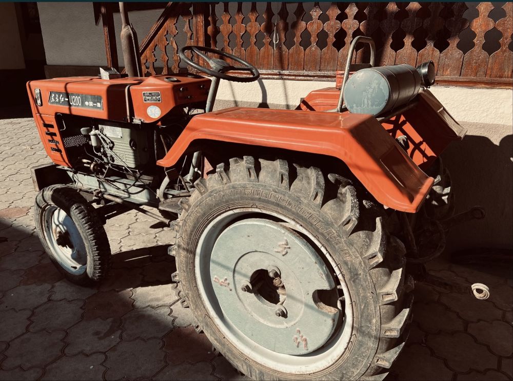 Продам трактор продам