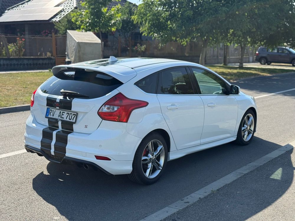 Ford Fiesta 1.6 Turbo Pachet ST