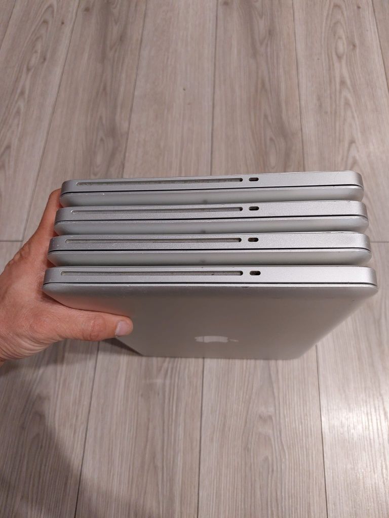 Vand Laptop Apple MacBook Pro