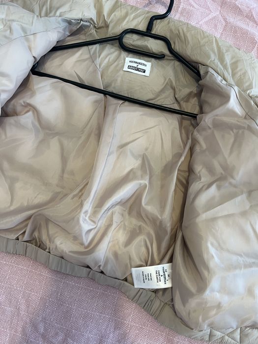 Сладурско бежово якенце HOERMANSEDER