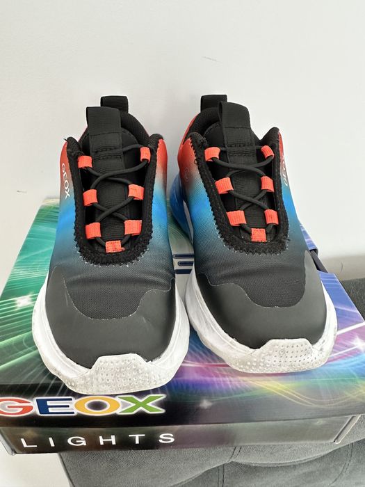 Adidasi geox Marime 29