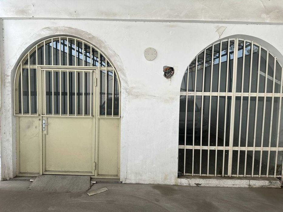 Arendaga yo’l boyidan joy bor. Dang’ara Baraka bozori ro’parasida.